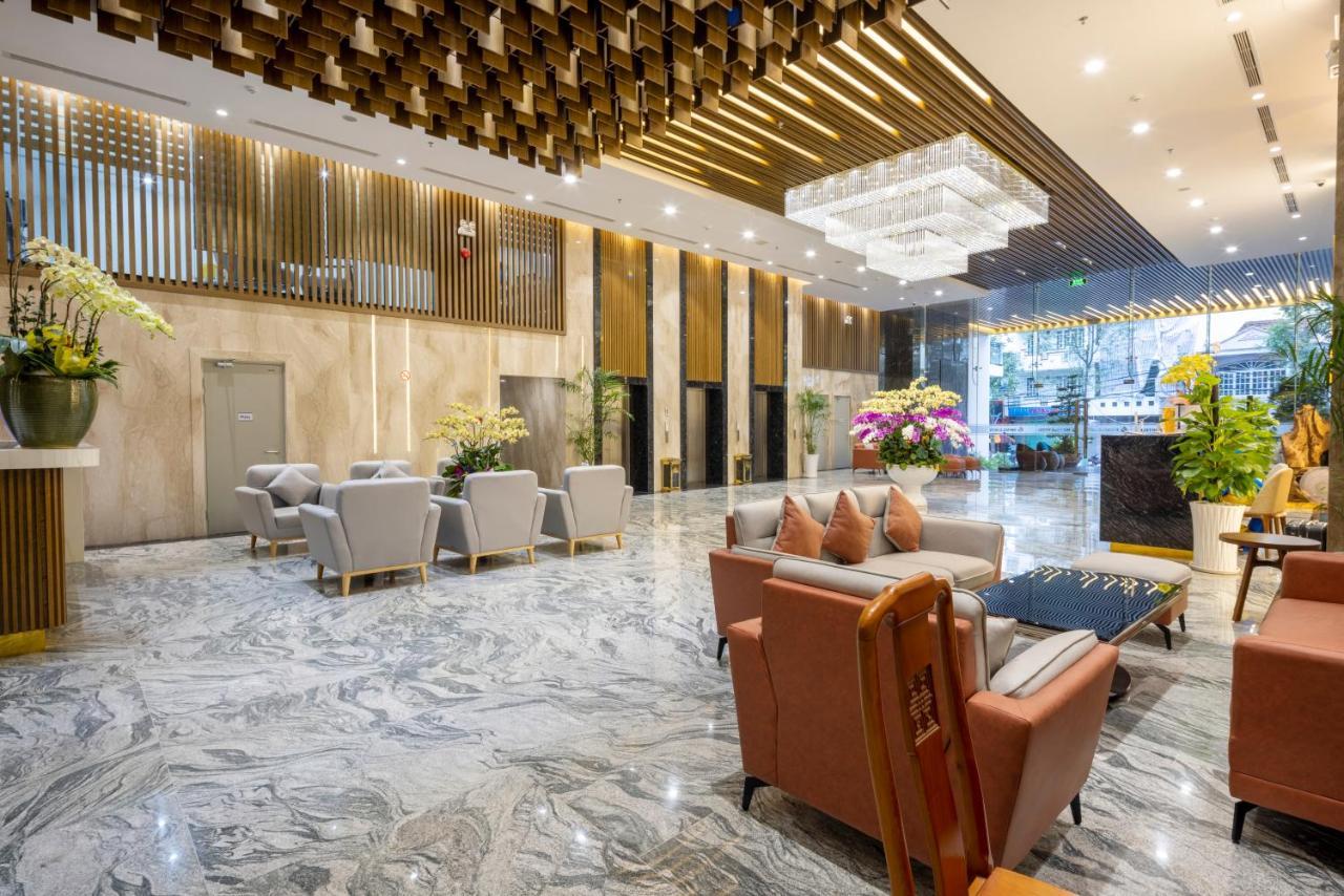 מלון Miracle Luxury נה טראנג מראה חיצוני תמונה