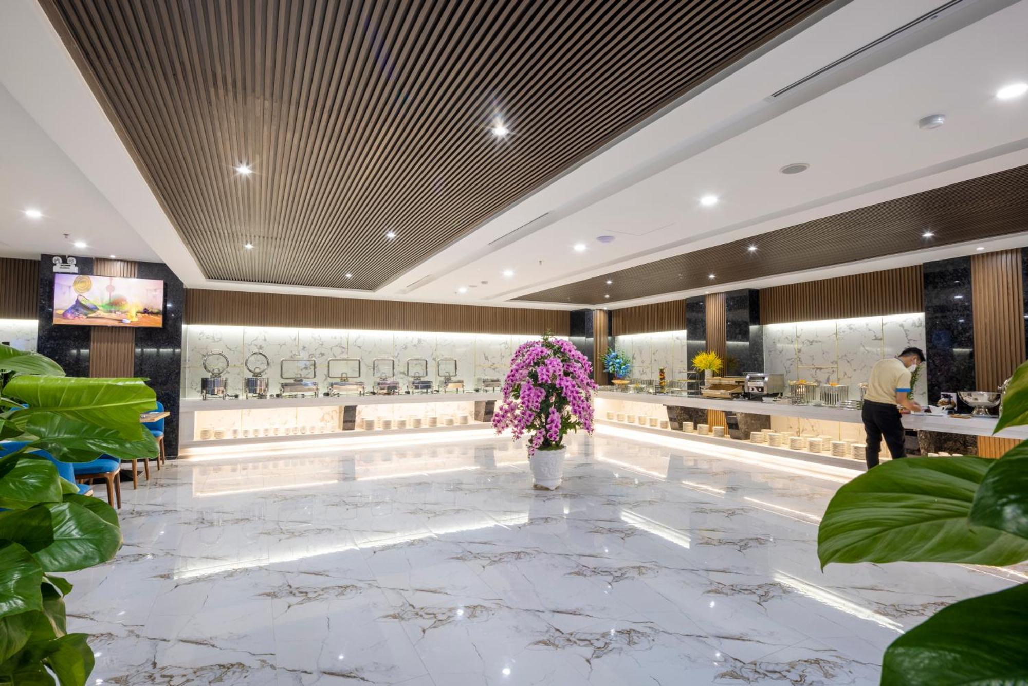 מלון Miracle Luxury נה טראנג מראה חיצוני תמונה